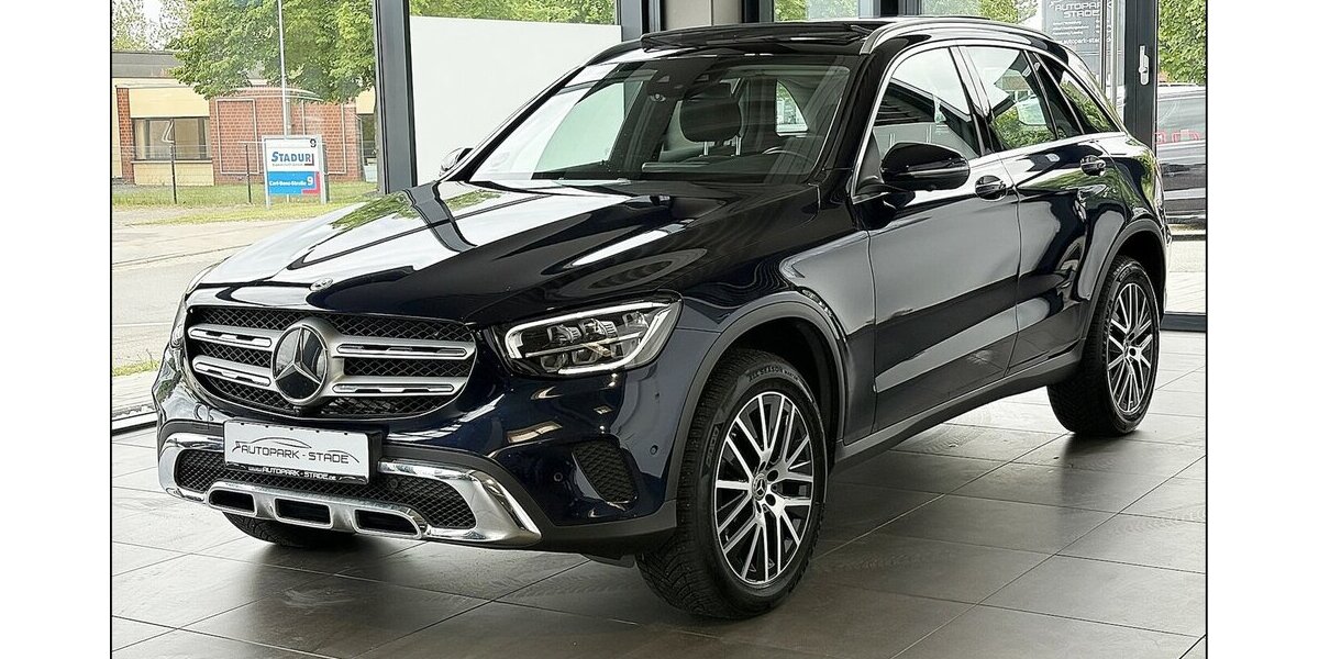 Mercedes-Benz GLC 300 d 4Matic LED Panorama TV AHK Assist. 113.000 km 30.499 &euro; Stade 21682