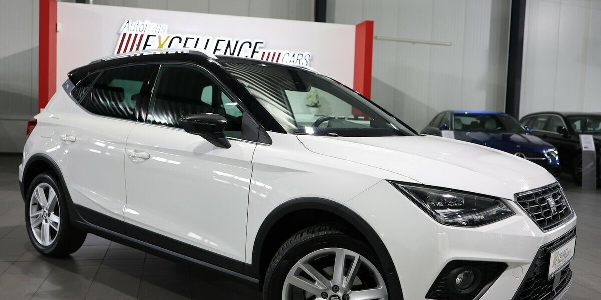 Seat Arona 1.5 TSI XCELLENCE FR-SPORT / WHITE & BLACK 90.000 km 14.881 &euro; Hamm 59077