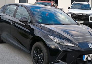 MG 4 31.000 km 17.990 &euro; Fürstenzell 94081
