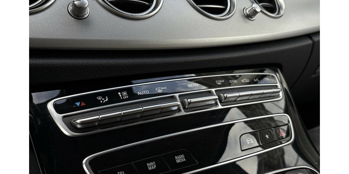 Mercedes-Benz E 200 d VIRTUAL+COCKPIT/KAMERA/NAVI/CARPLAY/SHZ 109.838 km 25.900 &euro; Villingen-Schwenningen 78054