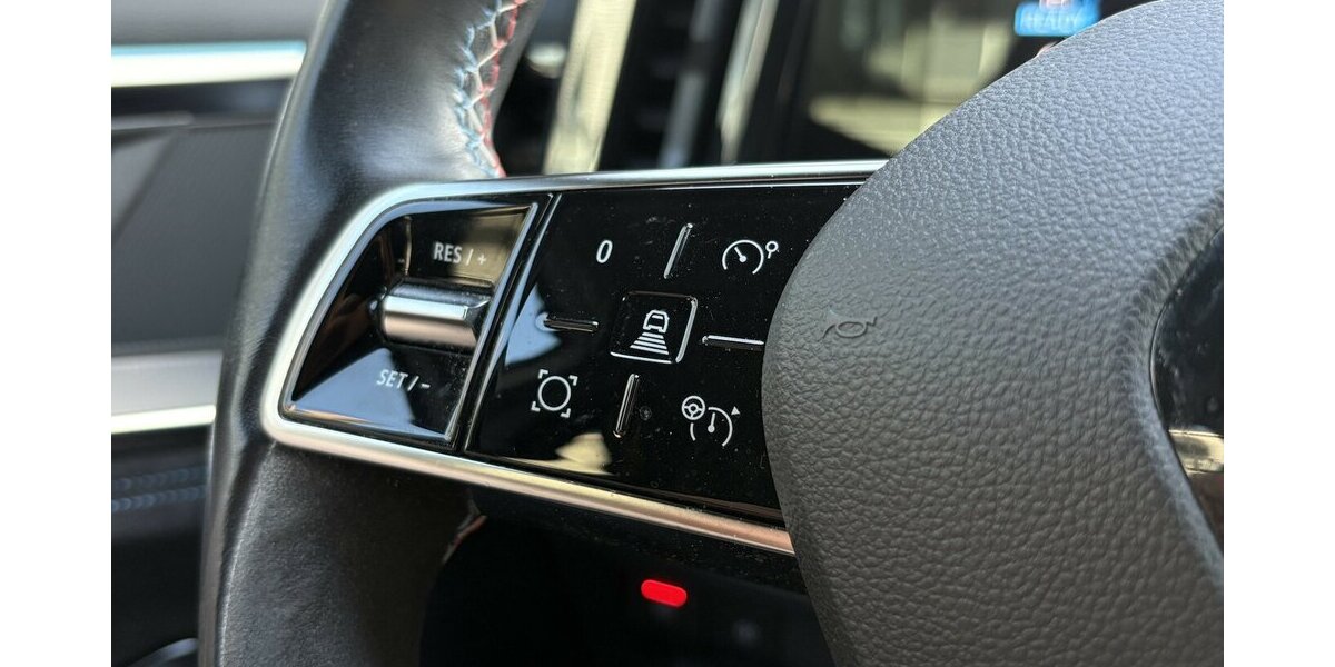 Renault Austral Iconic Esprit Alpine 360°/CARPLAY/NAVI 45.964 km 24.800 &euro; Villingen-Schwenningen 78054