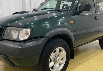 Nissan Terrano 193.000 km 8.950 &euro; Halberstadt 38820