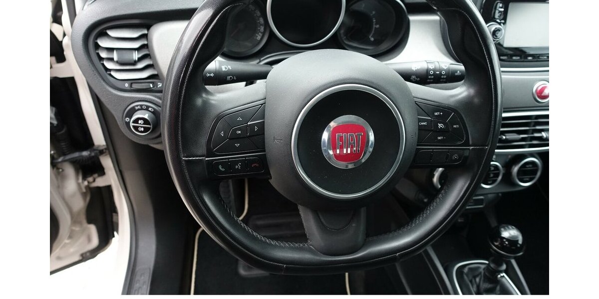 Fiat 500X Cross Plus Allrad Kamera PDC Alu 18´´ 214.000 km 7.950 &euro; Neumarkt/OPf 92318