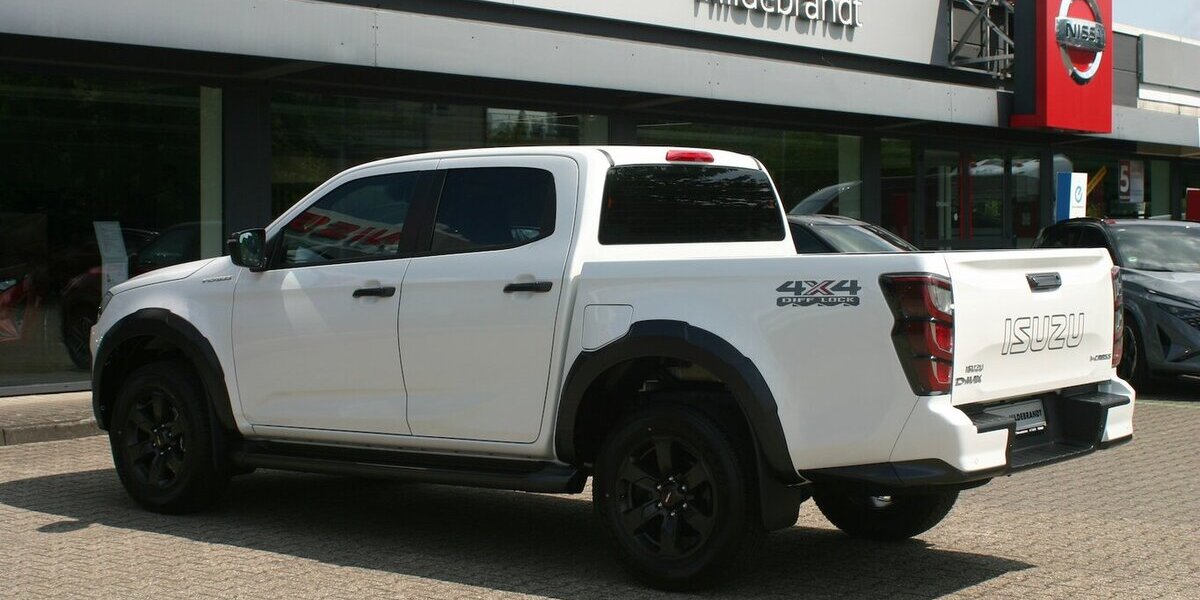 Isuzu D-Max Double Cab 4x4 V-CROSS Automatik|Diff 1.500 km 55.890 &euro; Wermelskirchen 42929
