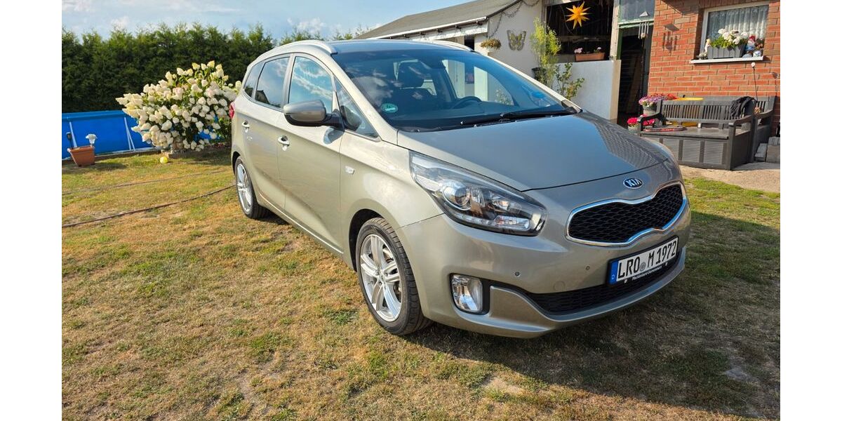 Kia Carens 150.000 km 8.150 &euro; Dalkendorf 17166