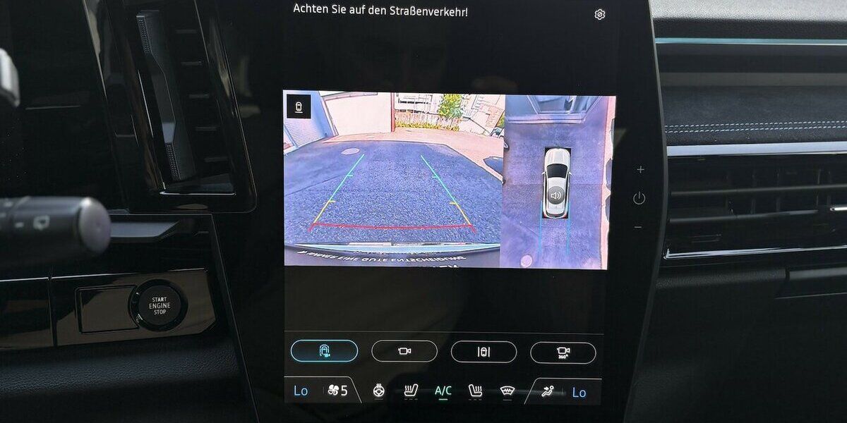 Renault Austral Iconic Esprit Alpine 360°/CARPLAY/NAVI 45.964 km 24.800 &euro; Villingen-Schwenningen 78054