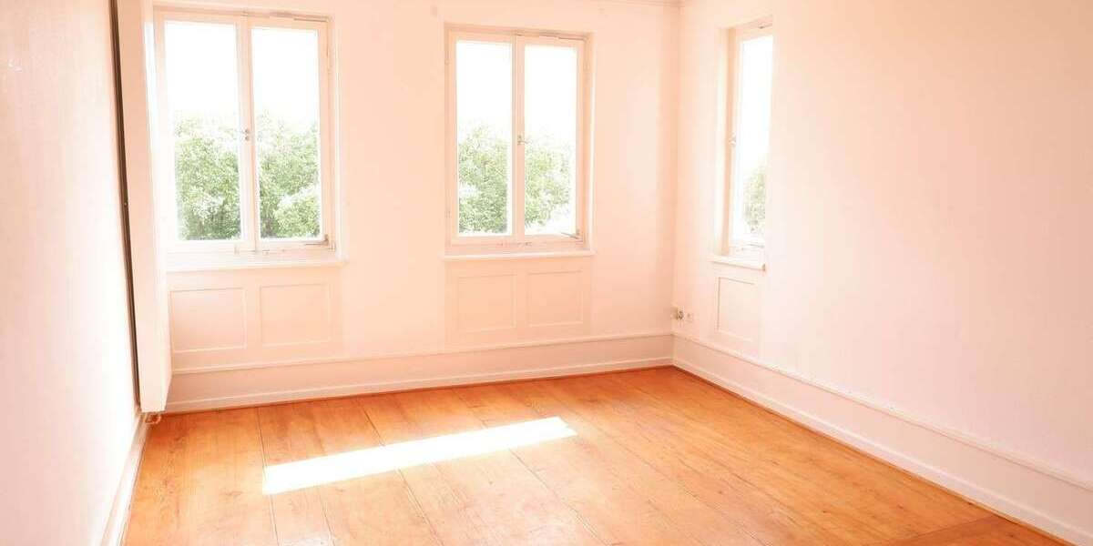 Etagenwohnung Tübingen - 5 Zimmer, 118 m&sup2;, 345&euro; | Angebot:27310418