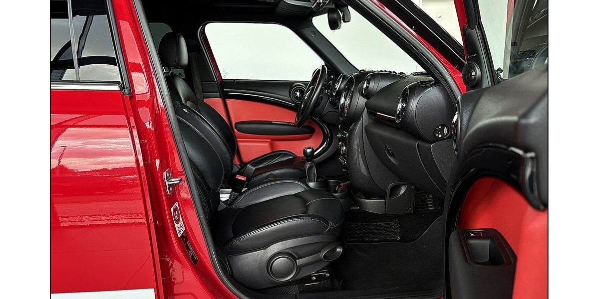 Mini John Cooper Works Countryman All4 Pano Temp Ass 150.000 km 13.690 &euro; Stade 21682