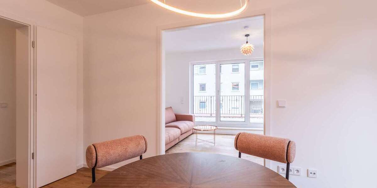 Etagenwohnung München Schwabing-Freimann - 4 Zimmer, 93 m&sup2;, 3.200&euro; | Angebot:27312209