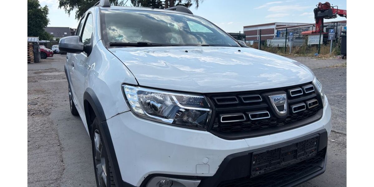 Dacia Sandero 77.361 km 4.990 &euro; Dietzenbach 63128