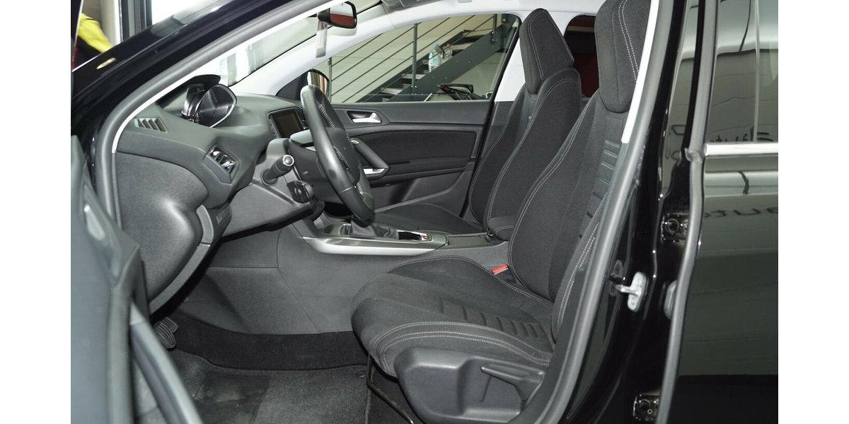 Peugeot 308 SW Allure BlueHDi 150 Motor Problem 193.000 km 1.890 &euro; Lich 35423