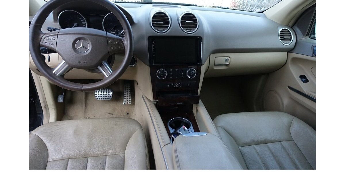 Mercedes-Benz ML 320 CDI PDC AHK Leder Ganzjahresreifen 294.300 km 7.950 &euro; Neumarkt/OPf 92318