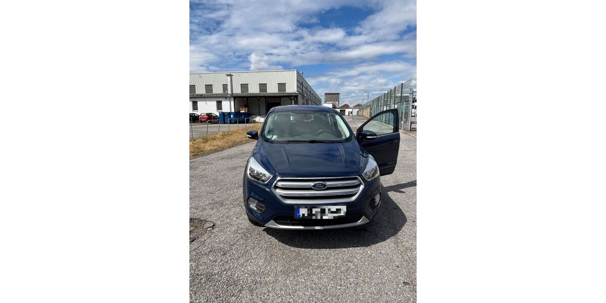 Ford Kuga 66.800 km 11.100 &euro; Viersen 41747