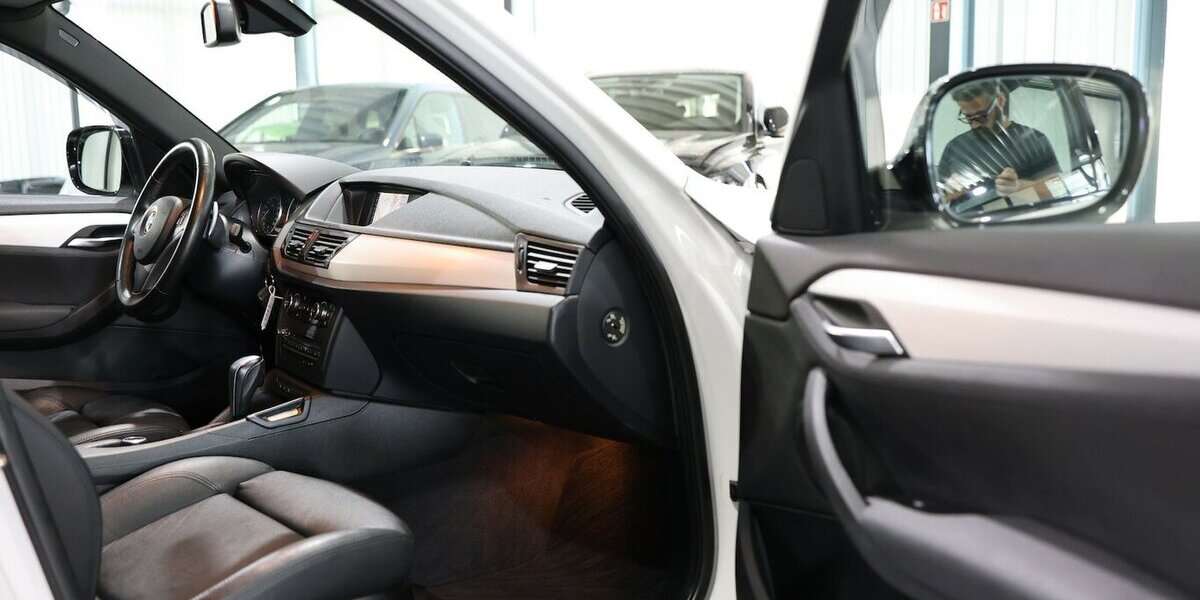 BMW X1 xDrive 25i BUSINESS SPORT SHADOW / PANORAMA / 115.000 km 11.777 &euro; Hamm 59077