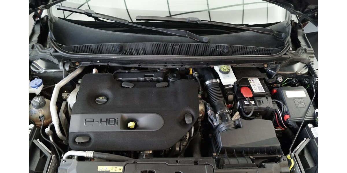 Peugeot 308 SW Allure BlueHDi 150 Motor Problem 193.000 km 1.890 &euro; Lich 35423