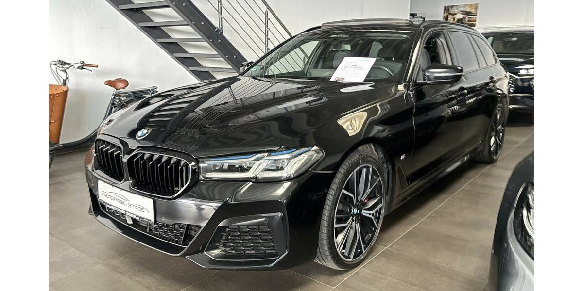 BMW 520xd M Sport ACC Laser Pano Live SoftCl. B/W 159.000 km 27.499 &euro; Stade 21682