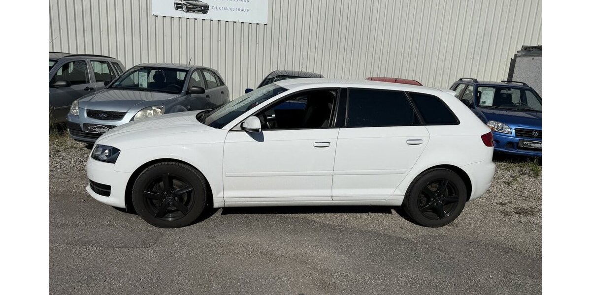 Audi A3 2.0 TDI Attraction Xenon SHZ Motorschaden 140.900 km 3.000 &euro; Altdorf 84032