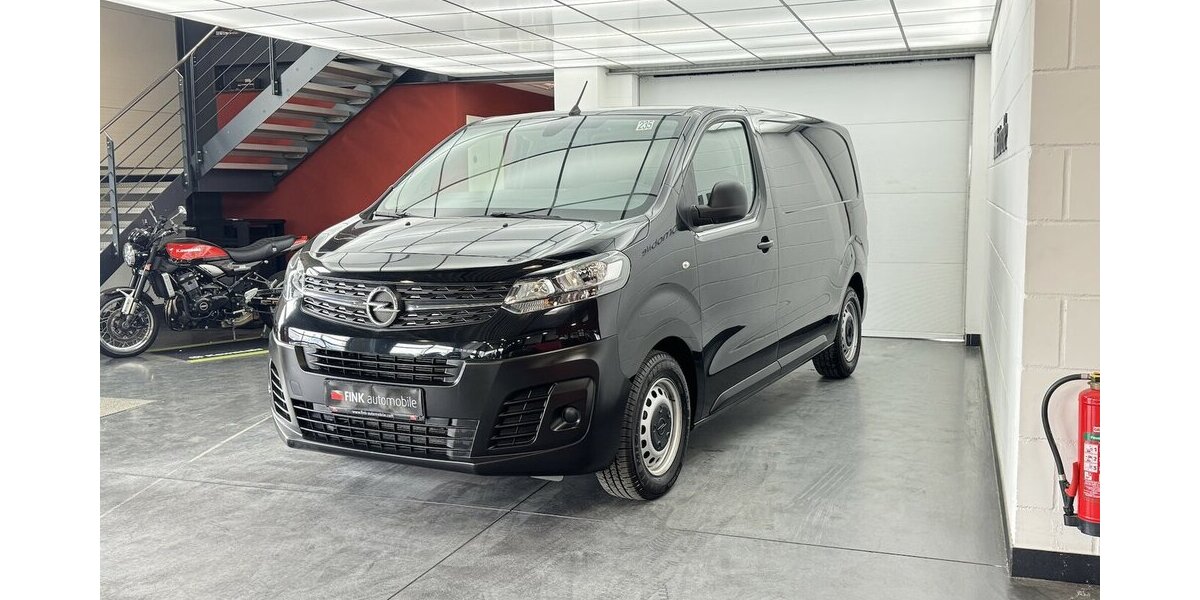 Opel Vivaro Cargo 1.5 D Edition M 1.Hand Sitzhzg 9.900 km 21.670 &euro; Lich 35423