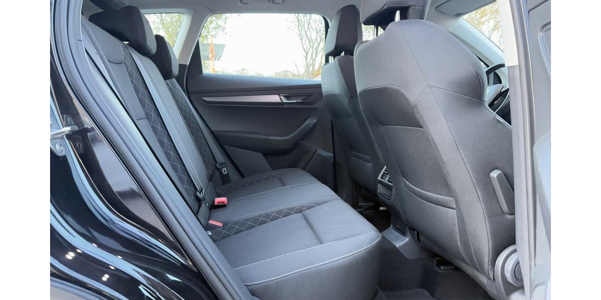 Skoda Karoq 1.5 TSI AMBITION/DSG/KAMERA/NAVI/PDC/DAB 163.970 km 14.900 &euro; Villingen-Schwenningen 78054