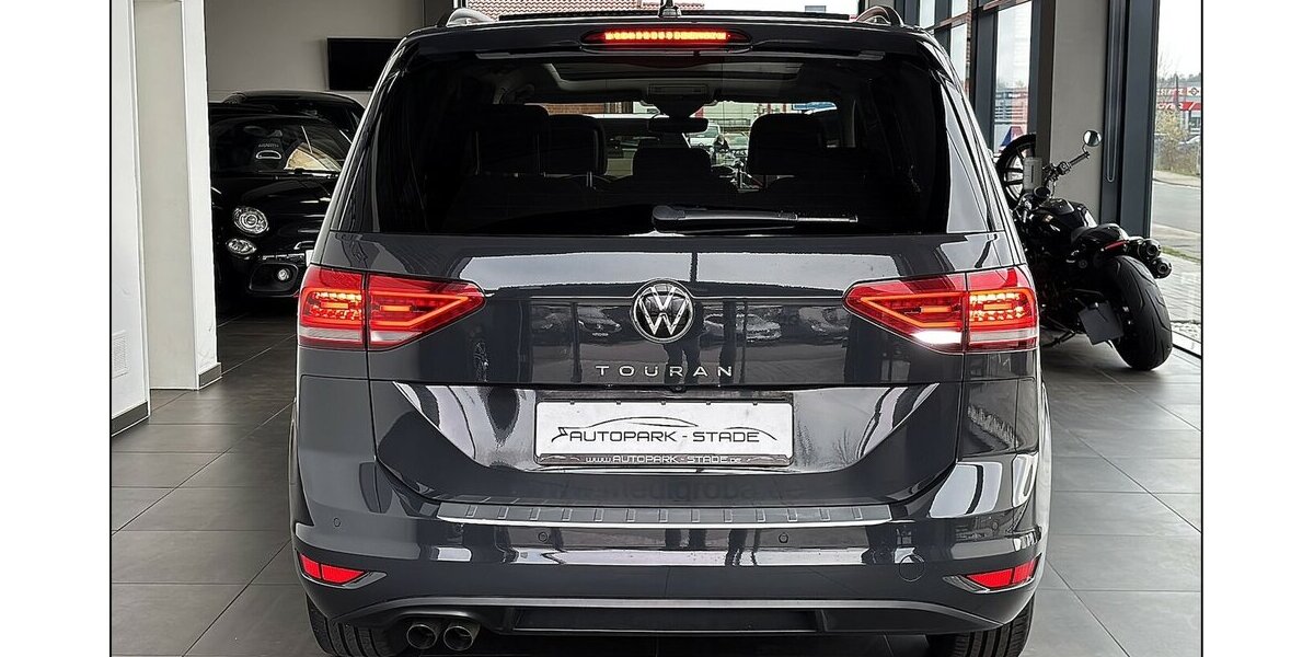 VW Touran 2.0 TDI DSG Pano Kamera ACC LED Massage 139.900 km 19.999 &euro; Stade 21682