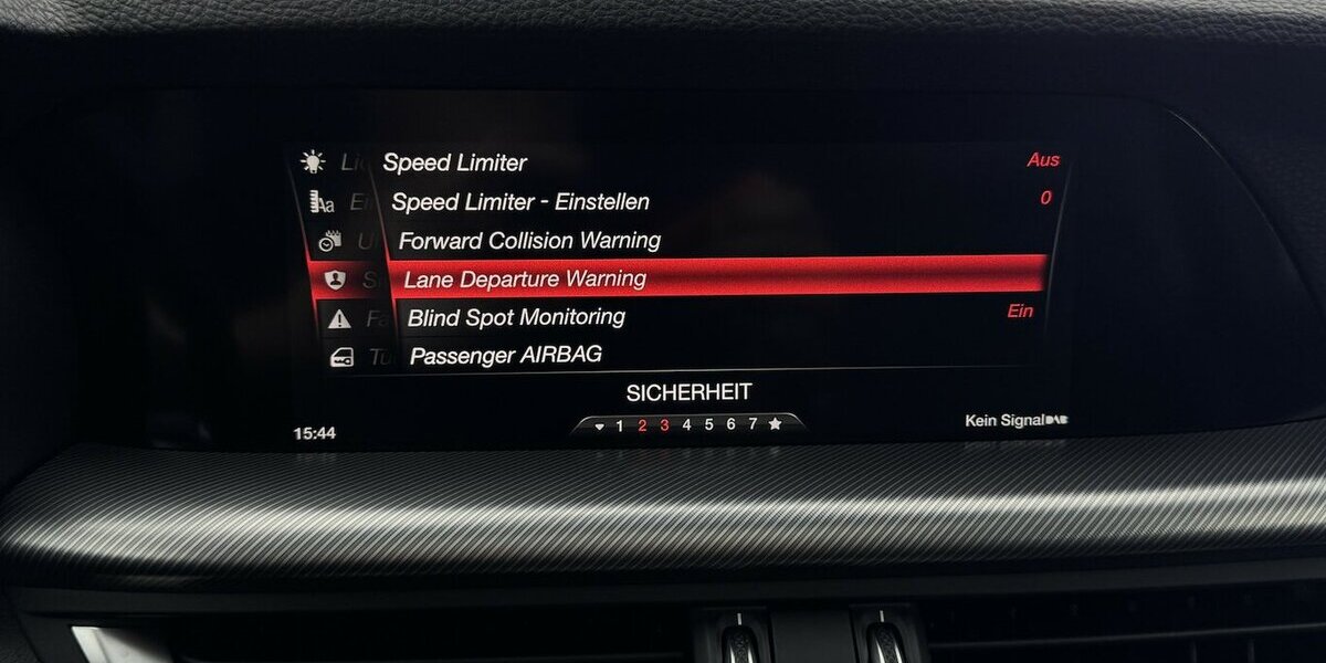 Alfa Romeo Stelvio 2.2 D Super Q4 LEDER AHK Pano LED 14.780 km 29.220 &euro; Lich 35423