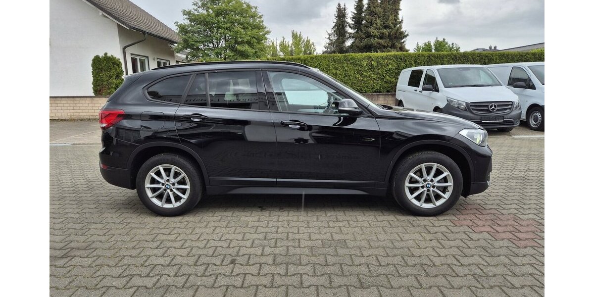 BMW X1 sDrive 18 i Advantage Automatic,Navi 68.650 km 21.390 &euro; Rodgau 63110