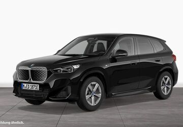 BMW iX1 14.140 km 52.207 &euro; Hannover 30539