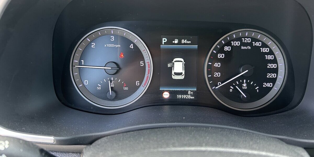 Hyundai Tucson 2.0 CRDi Automatik 4WD Premium Navi AHK 191.900 km 14.990 &euro; Altdorf 84032
