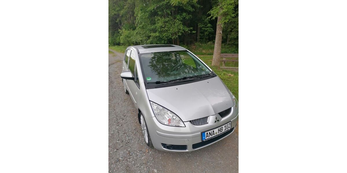 Mitsubishi Colt 25.000 km 4.300 &euro; Bärenstein 09471