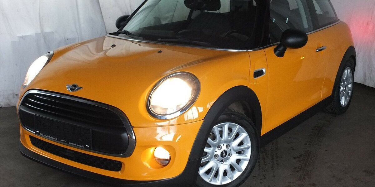 Mini One D WM26:KLIMAAUT PDC SITZHEIZUNG WINTERREIFEN 122.875 km 7.208 &euro; Köln 50858