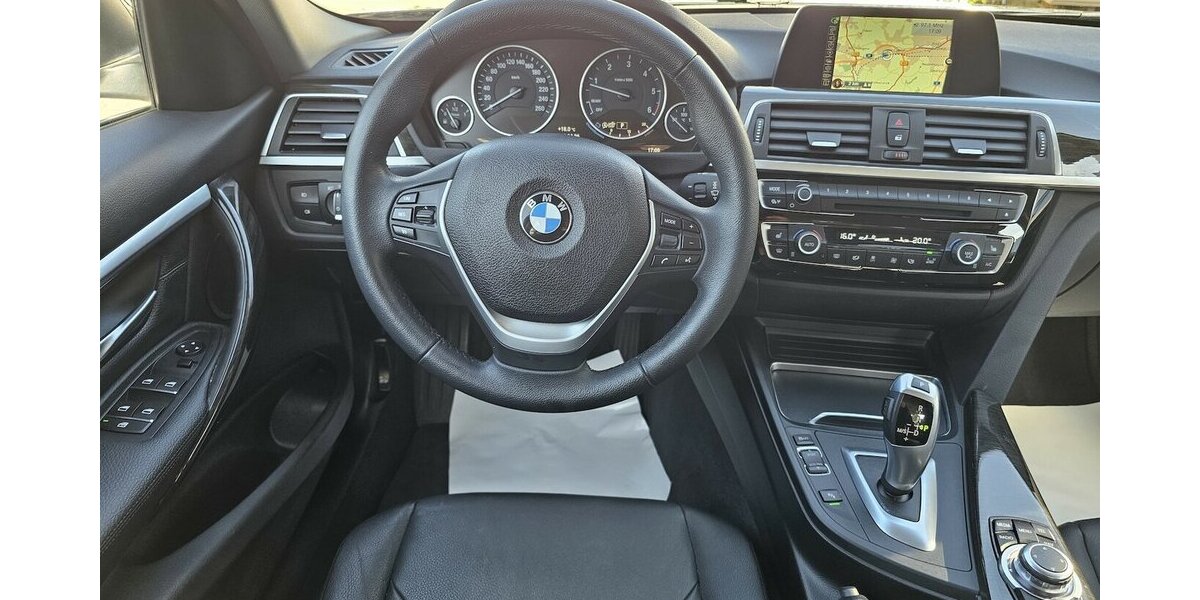 BMW 320d Luxury Line LEDER NAVI LED RFK AUS 1.HAND 53.750 km 22.790 &euro; Löhne 32584