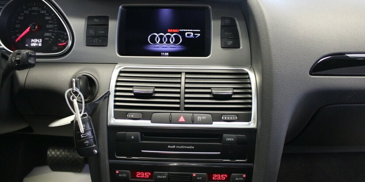 Audi Q7 3.0 TDI quattro tiptronic - 7-Sitzer - 132.983 km 22.980 &euro; Euskirchen 53881