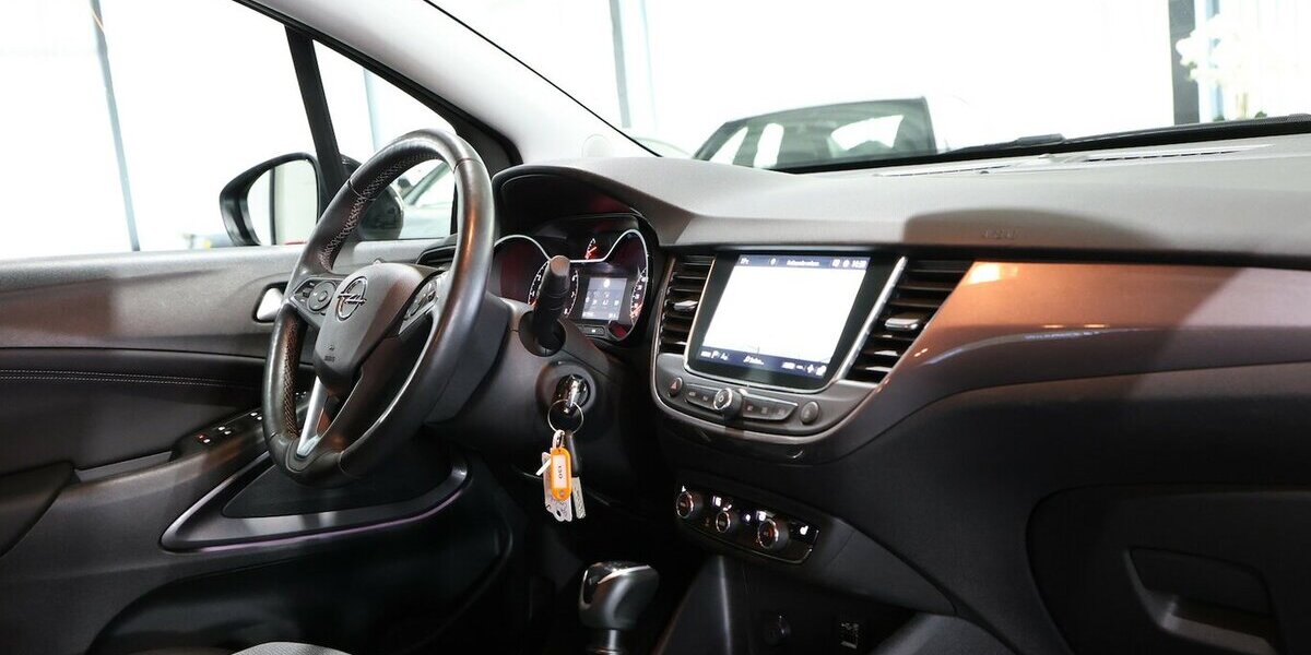 Opel Crossland T ELEGANCE / LED, LEDER, NAVI+KAMERA 27.000 km 14.331 &euro; Hamm 59077