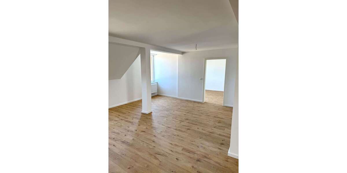 Etagenwohnung Offenbach am Main Mathildenviertel - 2 Zimmer, 77 m&sup2;, 920&euro; | Angebot:27312385