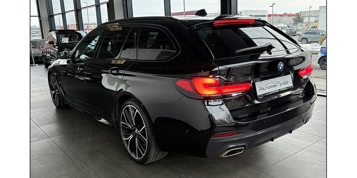 BMW 520xd M Sport ACC Laser Pano Live SoftCl. B/W 159.000 km 27.499 &euro; Stade 21682