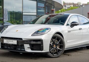 Porsche Panamera 23.876 km 159.700 &euro; Siegen 57080