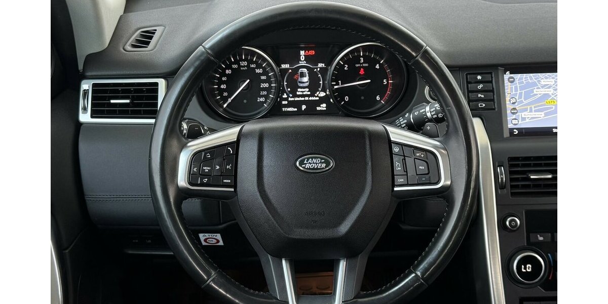 Land Rover Discovery Sport 2.0 Td4 SE AWD/AHK/KAMERA/KLIMA 111.402 km 13.900 &euro; Villingen-Schwenningen 78054