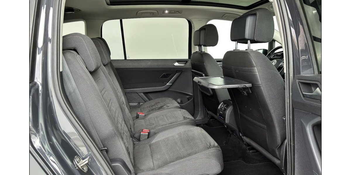 VW Touran 2.0 TDI DSG Pano Kamera ACC LED Massage 139.900 km 19.999 &euro; Stade 21682