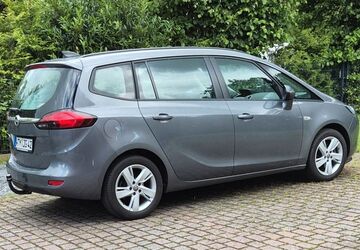 Opel Zafira Tourer 49.000 km 9.900 &euro; Friedeburg 26446