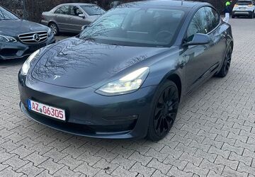 Tesla Model 3 98.000 km 25.600 &euro; Osthofen 67574