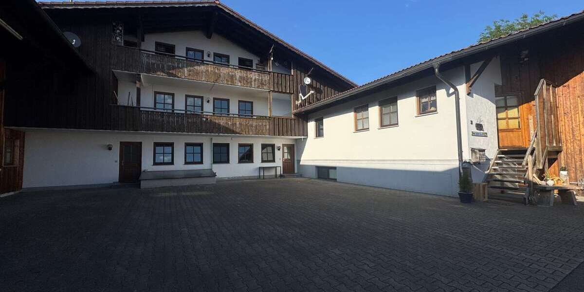 Etagenwohnung Leutkirch - 4 Zimmer, 98 m&sup2;, 820&euro; | Angebot:27280084