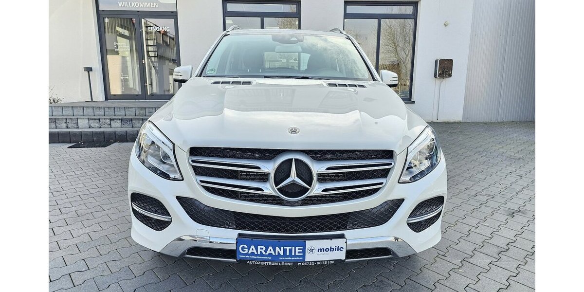 Mercedes-Benz GLE 350 d 4Matic LEDER NAVI AHK LED AUS 2.HAND 139.991 km 31.490 &euro; Löhne 32584