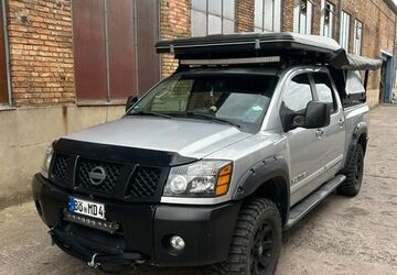 Nissan Titan 200.000 km 11.800 &euro; Magdeburg 39120