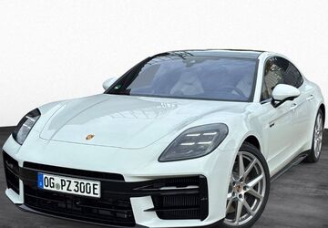Porsche Panamera 9.999 km 143.880 &euro; Offenburg 77652