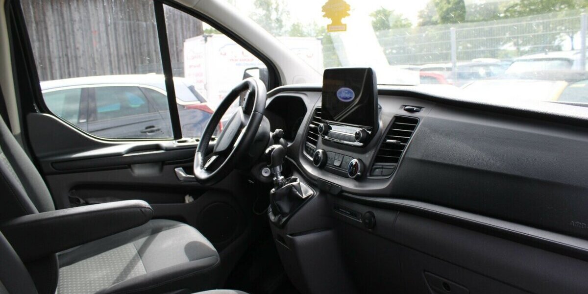 Ford Transit Custom 2.0 TDCI L1/L2 9-Sitzer 243.292 km 10.980 &euro; Euskirchen 53881