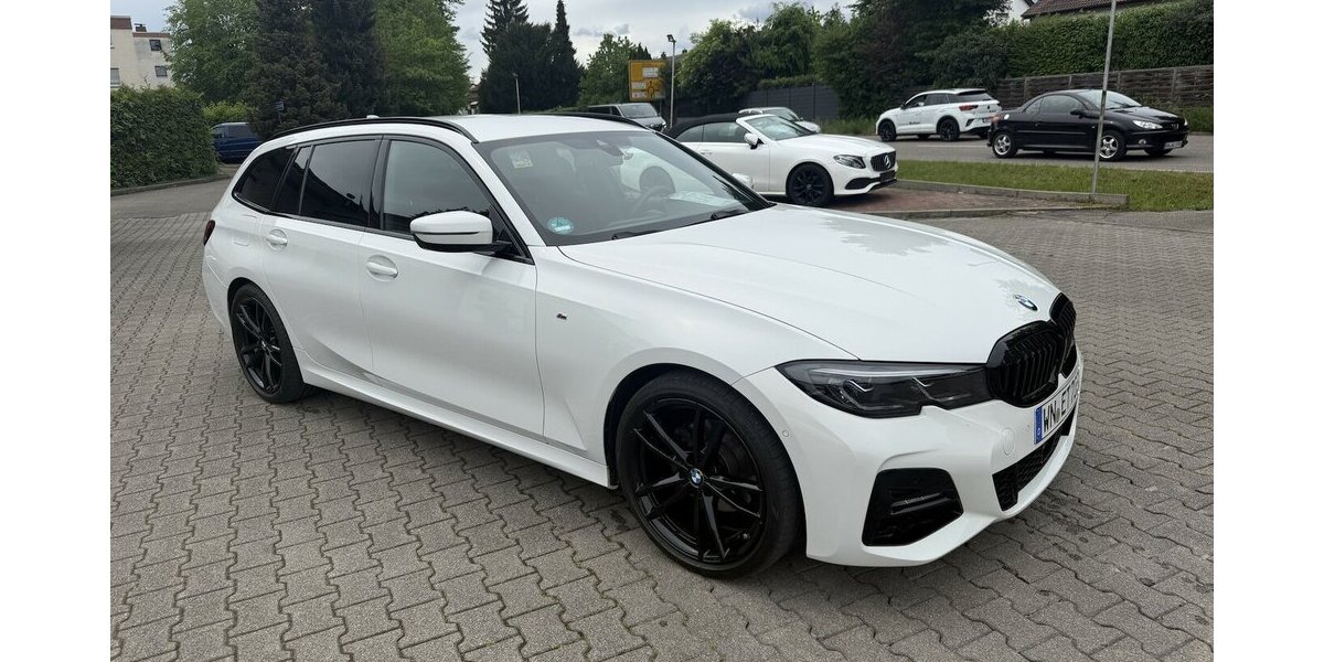 BMW 320d M Sport 19 Zoll Virtual Laser AHK Standh. 87.000 km 28.650 &euro; Schorndorf 73614