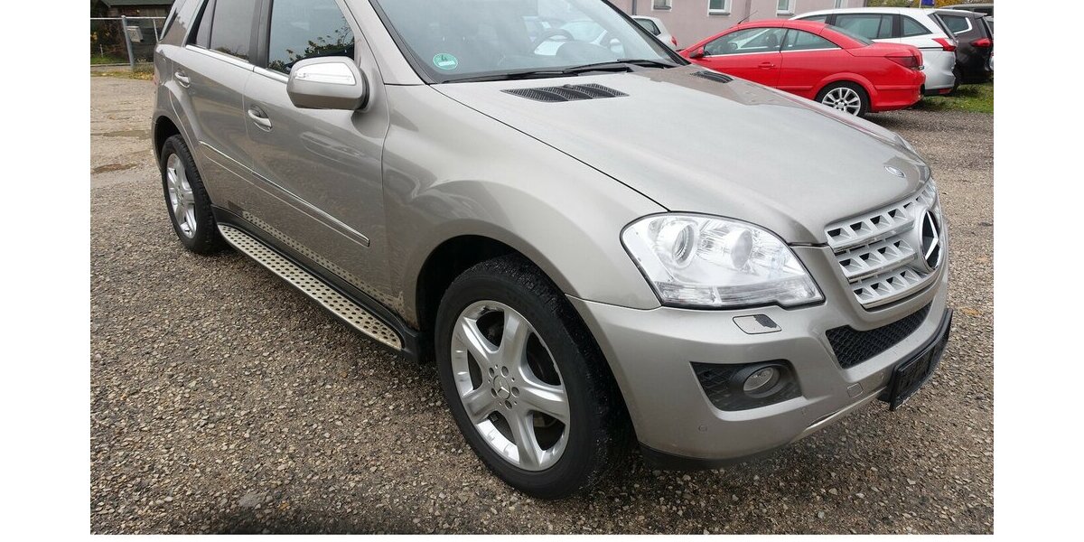 Mercedes-Benz ML 320 CDI Bi-Xenon Sportp. AHK 8x Alu eGHSD Memor 303.200 km 7.950 &euro; Neumarkt/OPf 92318