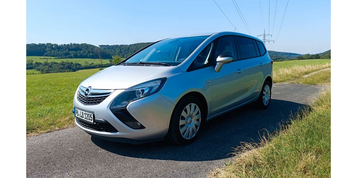 Opel Zafira Tourer 128.000 km 9.000 &euro; Altenbeken 33184