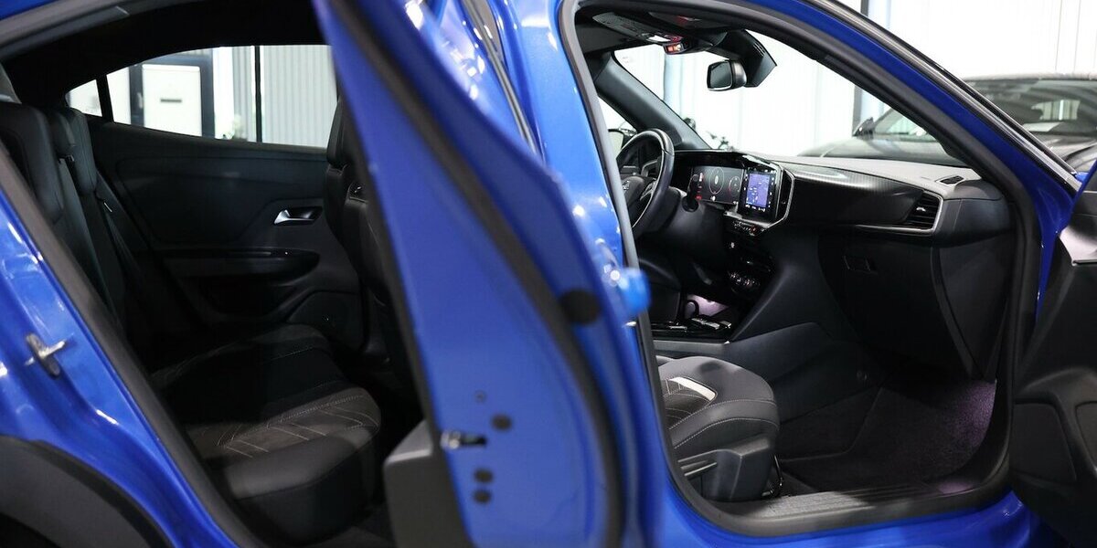 Opel Mokka-e ULTIMATE TECH BLUE & BLACK / WÄRMEPUMPE 39.000 km 18.777 &euro; Hamm 59077
