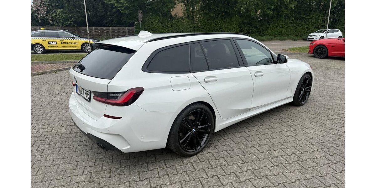 BMW 320d M Sport 19 Zoll Virtual Laser AHK Standh. 87.000 km 28.650 &euro; Schorndorf 73614